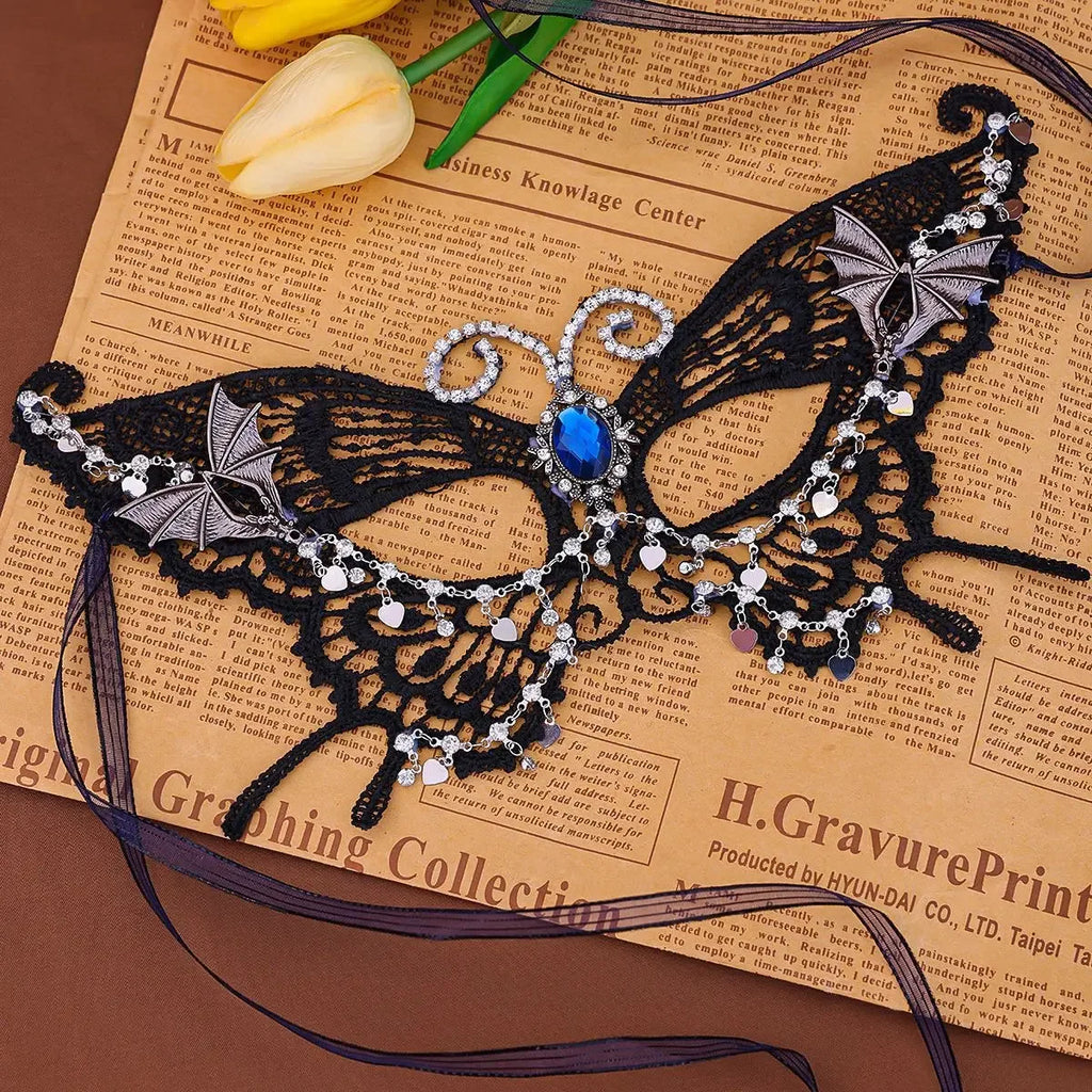 Vlinder en veren masker